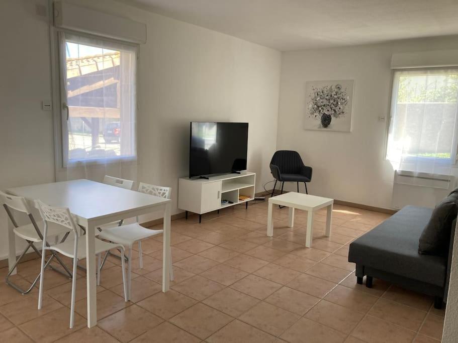 Appartement Tres Calme, Rdc, 800 M De La Cite Medievale Classee Au Patrimoine De L'Unesco Carcassonne Ngoại thất bức ảnh